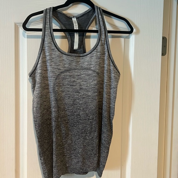 Lululemon swiftly tank - Picture 1 of 3